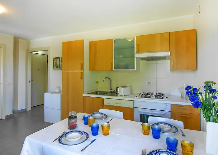2 Bedroom In * ラヴァーニャ