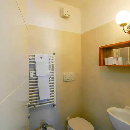 דירה 2 Bedroom In לאווניה