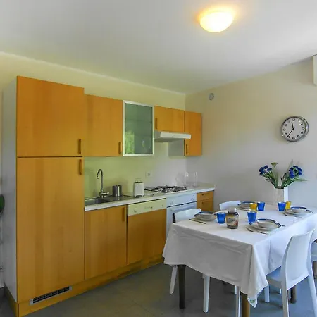 2 Bedroom In Lavagna